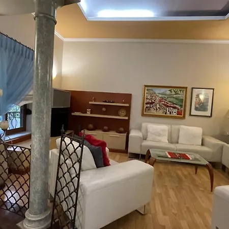 Apartment Arte